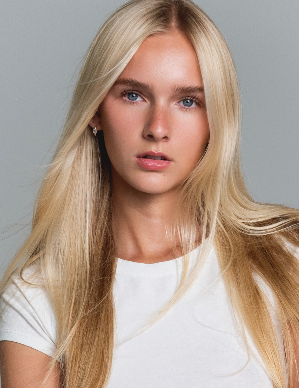 Chloe Houselog | Los Angeles | Next Management